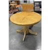 Image 2 : ROUND OAK DINING TABLE