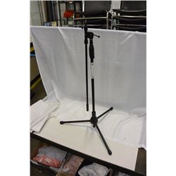 MICROPHONE STAND
