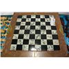 Image 2 : CASED CHESS SET