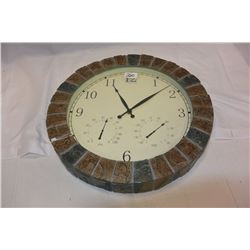 DECORATIVE WALL CLOCK