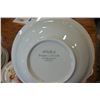 Image 2 : LARGE LOT OF MIOKO STONEWARE DINNERWARE