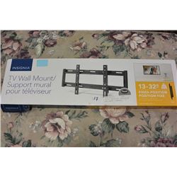 AS NEW 13-32" FIXED POSITION INSIGNIA TV WALL MOUNT, COMPLETE IN BOX