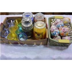 LOT OF SCENTED CANDLES AND TEALIGHT HOLDERS