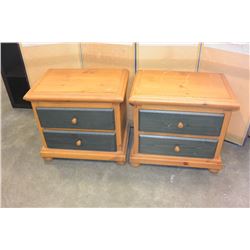 PAIR OF GREEN/PINE NIGHTSTANDS