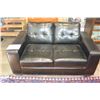 Image 2 : BRAND NEW 2 PIECE MODERN BLACK LEATHER SOFA AND LOVESEAT WITH OVER STITCHING