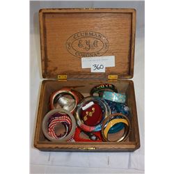 WOOD CIGAR BOX WITH BANGLES