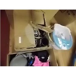 CASE OF MUGS - ASTROLOGICAL ZODIAC THEME - APPROX. 32 PER CASE