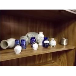 SHELF LOT COLLECTABLES, VASES, COASTERS