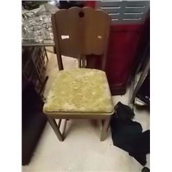 VINTAGE SIDE CHAIR