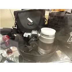 MINOLTA CAMERA WITH LENSE & CASE
