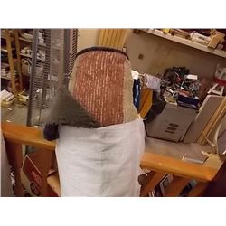 AREA CARPET - NEW COMTEMPORARY STRIPED CARPET -5X8