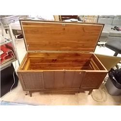 VINTAGE CEDAR CHEST - LANE