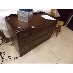 VINTAGE WOOD DRESSER
