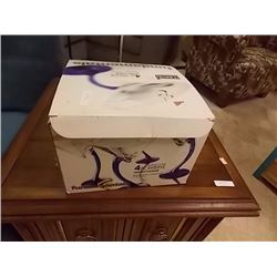 COBALT BLUE STEM GLASSES - 4PC TTL