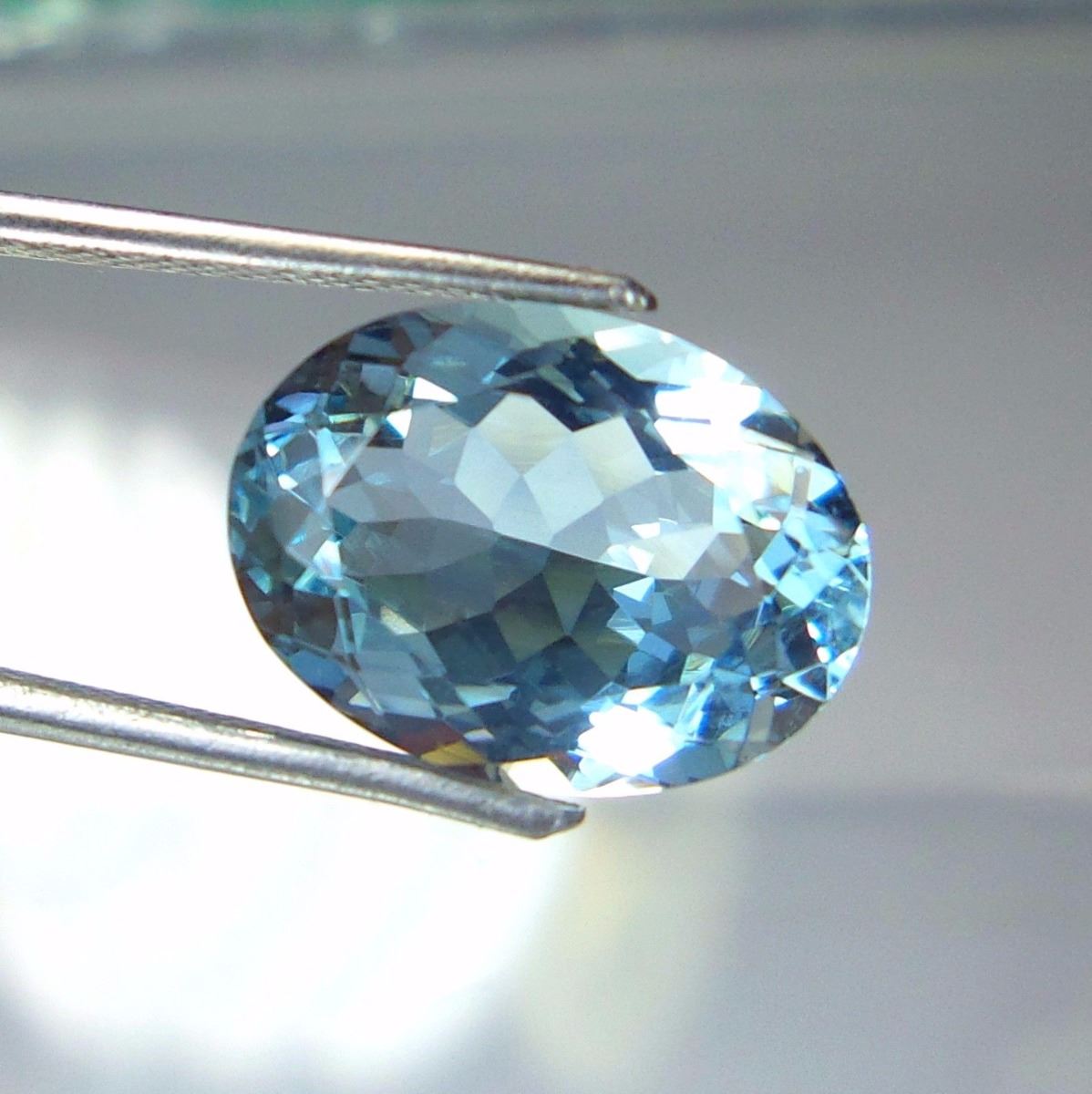 Natural Sky Blue Aquamarine 3.40 Cts {FlawlessVVS1)