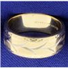 Image 2 : Woman's Wedding Band