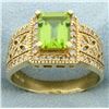 Image 1 : 2.5ct Peridot & Diamond Ring