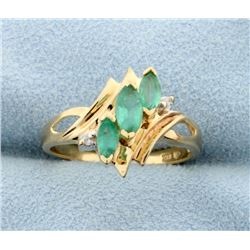 Natural Emerald & Diamond Ring