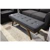 Image 2 : UPHOLSTERED OTTOMAN/BENCH