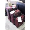 Image 2 : SWISS GEAR 3 PIECE LUGGAGE SET