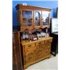 Image 1 : ROXTEN MAPLE BUFFET AND HUTCH