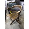 Image 2 : ANTIQUE OFFICE CHAIR