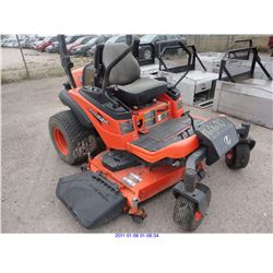 KUBOTA LAWN TRACTOR