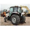 Image 3 : 2004 - MASSEY FERGUSON TRACTOR