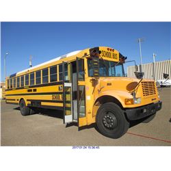 1998 - INTERNATIONAL 3800: OFF SITE. CONTACT ROBERTO 956-239-0567