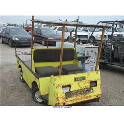 LINCOLN EZ-GO CAR