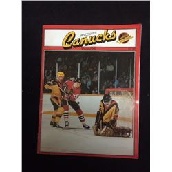 VANCOUVER CANUCKS GAME PROGRAM VS CHICAGO BLACK HAWKS W/ SOME AUTOGRAPHS