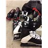 Image 3 : HOCKEY SKATES & GAME GEAR LOT