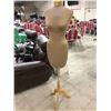 Image 1 : STAND UP MANNEQUIN
