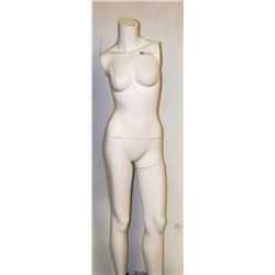 FEMALE MANNEQUIN - FULL BODY ONLY