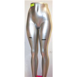 FEMALE MANNEQUIN - LEGS ONLY