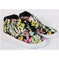 BLACK MULTI FABRIC SNEAKER HIGHTOP - SIZE 7.5
