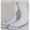 Image 1 : WHITE CANVAS MID CALF HIGH TOP - SIZE 9