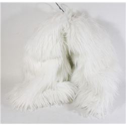 WHITE LIGHT UP RAINBOW TRIM LEG WARMERS