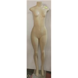 FEMALE MANNEQUIN - TORSO & LEGS ONLY