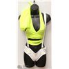 Image 1 : 2 PC WHITE SUSPENDERS & GREEN HOODIE TOP SZ SM/MED