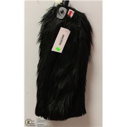 BLACK FUZZY LEG WARMERS
