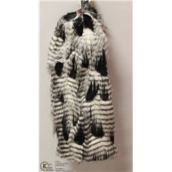 WILD ANIMAL PRINT FUZZY LEG WARMERS