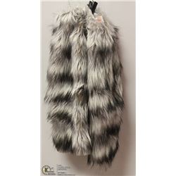 WILD ANIMAL PRINT FUZZY LEG WARMERS