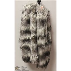 WILD ANIMAL PRINT FUZZY LEG WARMERS