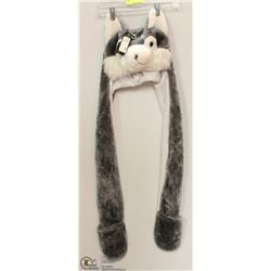 LONG WOLF GREY & WHITE W/ MITTS