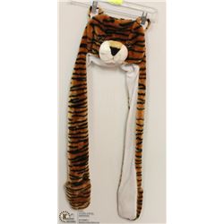 LONG TIGER W/ MITTS