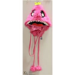 SHORT PINK HAT WITH MONSTER FACE