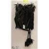 Image 1 : SHORT BLACK SATIN & FUZZY HAT W/ POMPOM