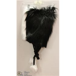 SHORT SKUNK FUZZY HAT