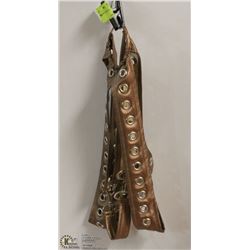 GOLD FRISKY LEASH & COLLAR